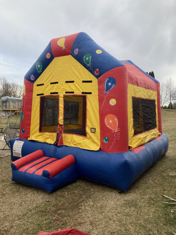 Balloon Bounce House - Swank'y Party Rentals Goshen IN